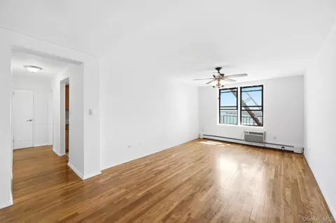 1110 Stadium Ave #5F, New York, NY 10465