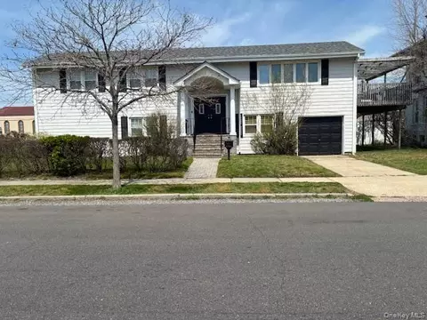 101 E Olive St, Long Beach, NY 11561