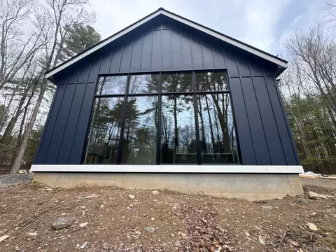 720 Upper Cherrytown Rd, Rochester, NY 12446 photo 3