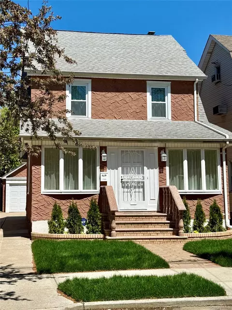 7105 Loubet St, New York, NY 11375