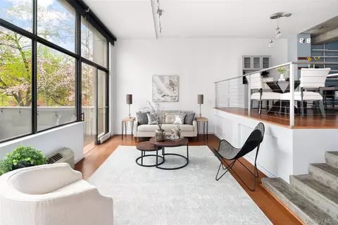 15 Stewart Pl #1D, White Plains, NY 10603