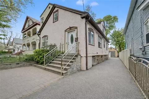 429 S 9th Ave, Mount Vernon, NY 10550