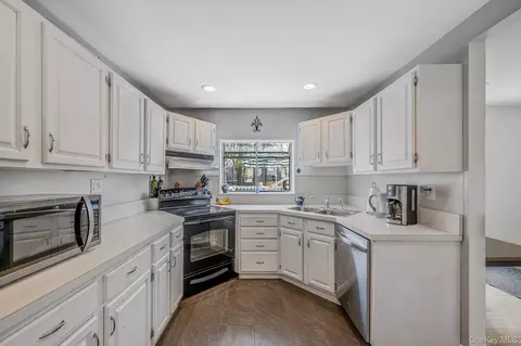 Kitchen - 30 Erving Ave, Brookhaven, NY 11772 photo 1 of 2