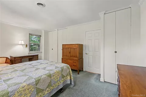 Bedroom - 95 Georgia Ave, Yonkers, NY 10708 photo 2 of 6