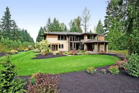 Exterior - 74 Root Ave, Southeast, NY 10509 photo 6 of 8