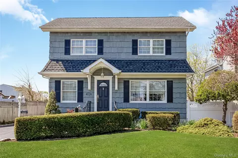 2000 Bergen St, Bellmore, NY 11710