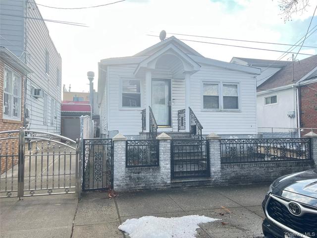 127-06 103rd Rd, South Richmond Hill, NY 11419