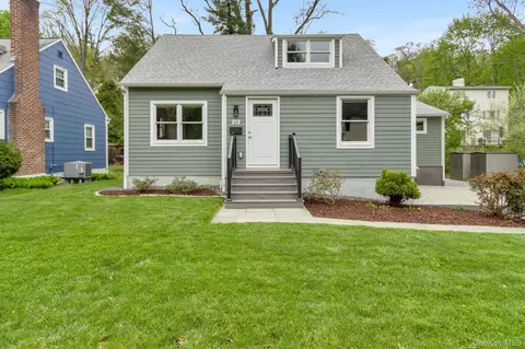 60 Pleasant Ave, Mount Pleasant, NY 10570
