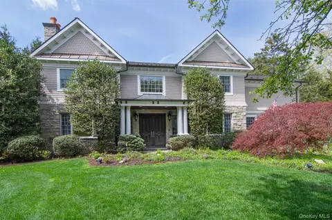 7 Roland Rd, Greenburgh, NY 10533