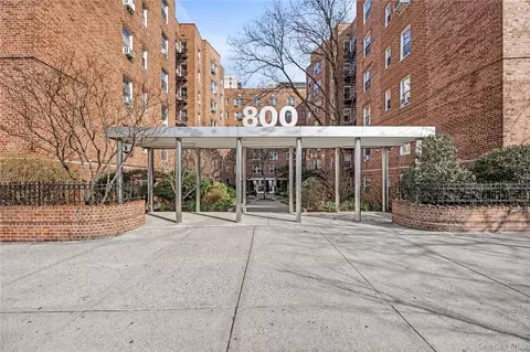 800 Grand #3BS, Brooklyn, NY 11211