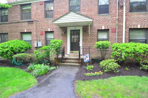 40 Rockledge Rd #2A, Greenburgh, NY 10530