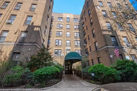 35-21 81 St #1C, New York, NY 11372
