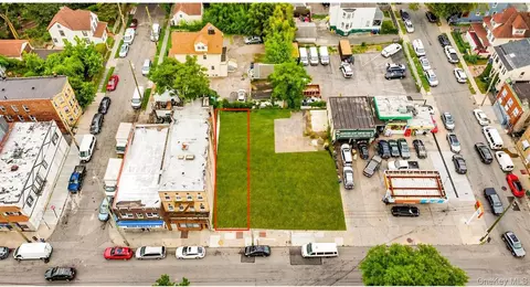 22 Mount Vernon Ave, Mount Vernon, NY 10550