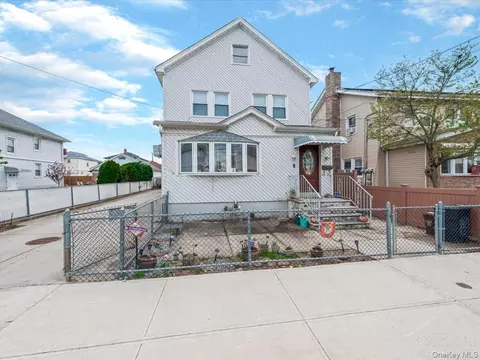 94-32 108th Ave, New York, NY 11417