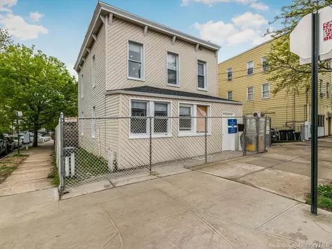 1218 Havemeyer Ave, New York, NY 10462