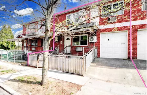 15818 85th Ave, Jamaica, NY 11432