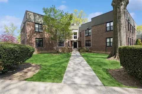 2209 78th St #1-2A, East Elmhurst, NY 11370