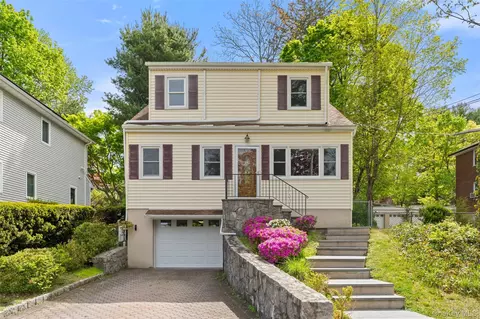 91 S Buckhout St, Greenburgh, NY 10533