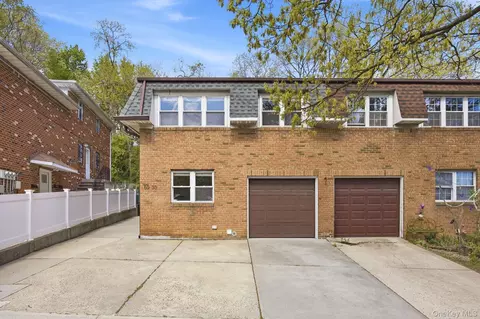 6933 Little Neck Pkwy, New York, NY 11004