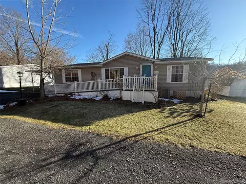 217 Brittany Ter #217, Rock Tavern, NY 12575