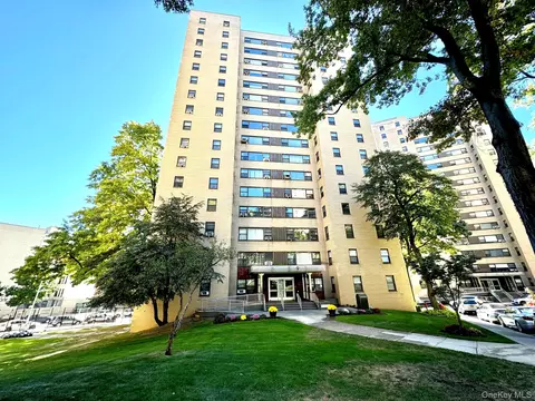 9 Fordham Hill Oval #1H, New York, NY 10468