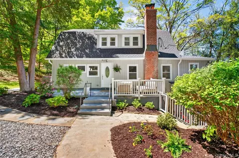 20 Hillside Ave, Lewisboro, NY 10526