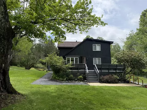 37 Dewitts Flats Rd, Callicoon, NY 12748
