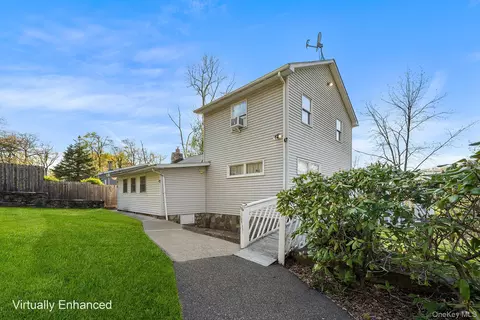 18 Sylvan Trl, Monroe, NY 10950