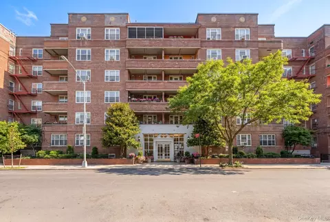 83-33 Austin St #2C, New York, NY 11415