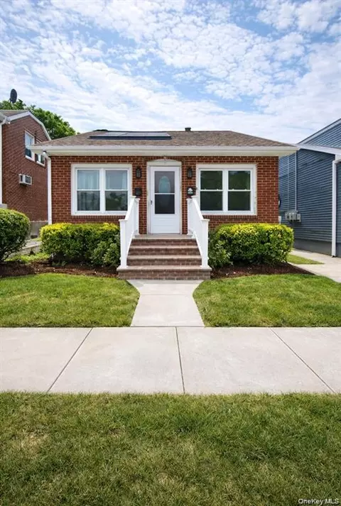 1361 Star Ave, Elmont, NY 11003