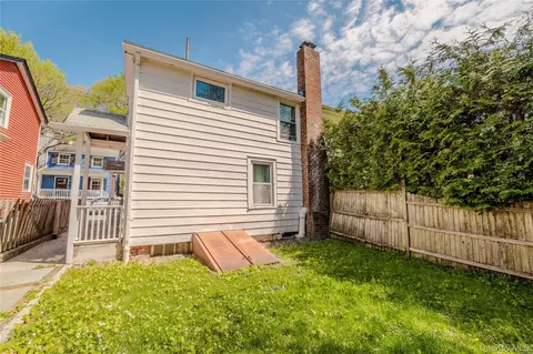 Exterior - 11 Kemble Ave, Philipstown, NY 10516 photo 2 of 2