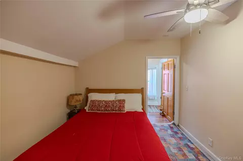 Bedroom - 11 Kemble Ave, Philipstown, NY 10516 photo 3 of 4