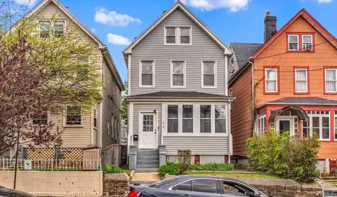 419 S 4th Ave, Mount Vernon, NY 10550