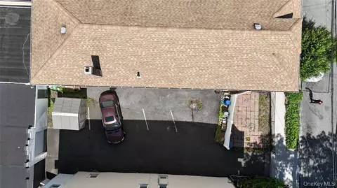 2877 Harrington Ave, New York, NY 10461