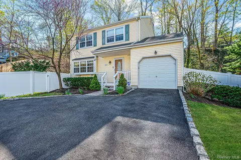 259 Spring Rd, Huntington, NY 11743
