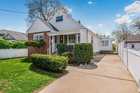 1445 Rosser Ave, Elmont, NY 11003