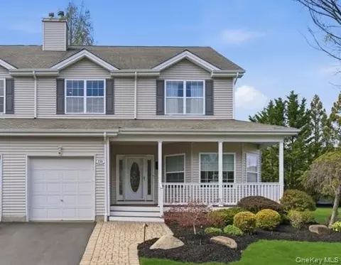 159 Rivendell Ct, Melville, NY 11747