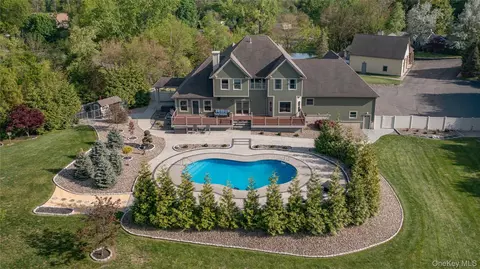 163 Hapeman Hill Rd, Red Hook, NY 12571