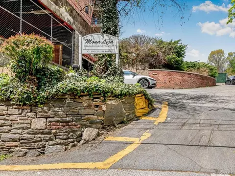 671 Bronx River Rd #6L, Yonkers, NY 10704
