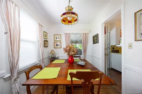 Dining - 31 Kingston Ave, Poughkeepsie, NY 12603 photo 1 of 2