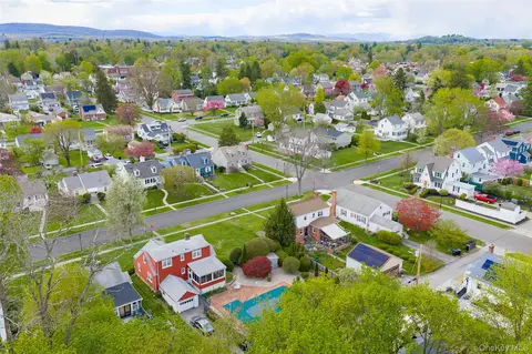 View/Area - 31 Kingston Ave, Poughkeepsie, NY 12603 photo 4 of 5