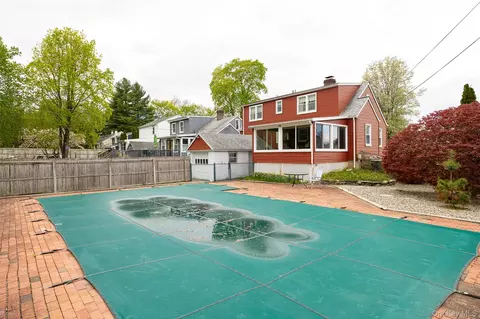 Exterior - 31 Kingston Ave, Poughkeepsie, NY 12603 photo 8 of 16