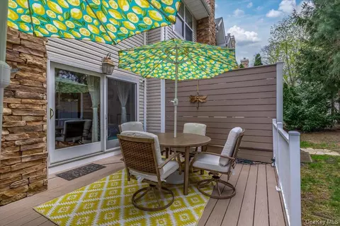 Exterior - 19 Terrace Ln, Patchogue, NY 11772 photo 6 of 8