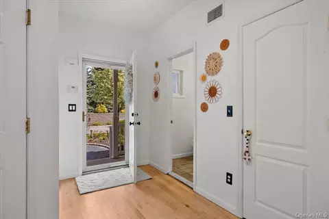 Entry Way - 19 Terrace Ln, Patchogue, NY 11772 photo 1 of 3