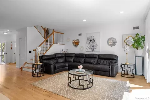 Living - 19 Terrace Ln, Patchogue, NY 11772 photo 1 of 2