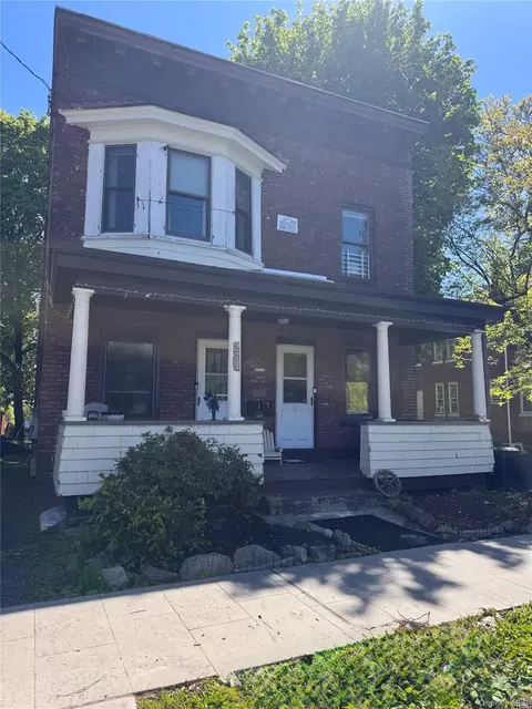 271 Third St, Newburgh, NY 12550