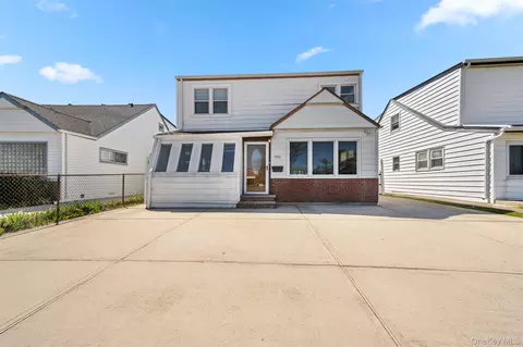 440 E Park Ave, Long Beach, NY 11561