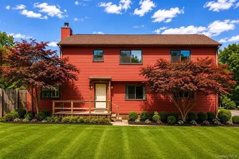 4 Mack Pl, Monroe, NY 10950