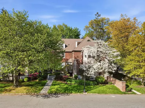 3 Campus Pl # MR, Scarsdale, NY 10583