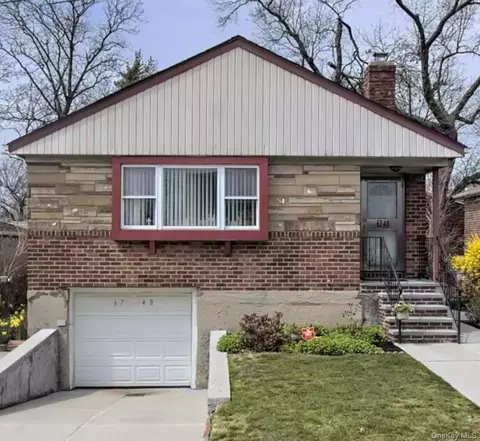 6748 168th St, New York, NY 11365